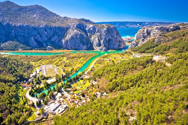 Cetina folyó kanyon, Horvátország